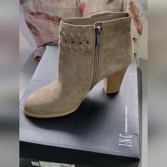 NEW Women's INC international concepts jade warm taupe Women’s Size 9 Boot Suede - Picture 3 of 7